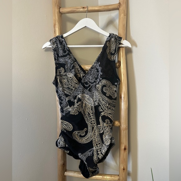 Silhouette Solutions One Piece Figure Flattering Swimsuit black/gold size 12 - Picture 3 of 7